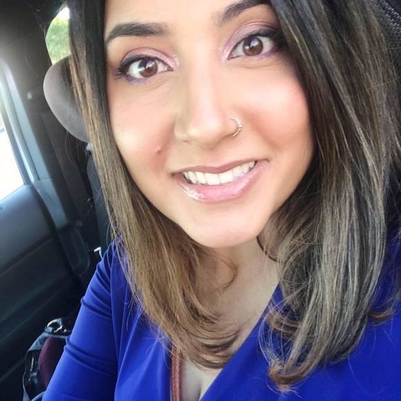 Meet your Posher, Serena - Picture 1 of 1